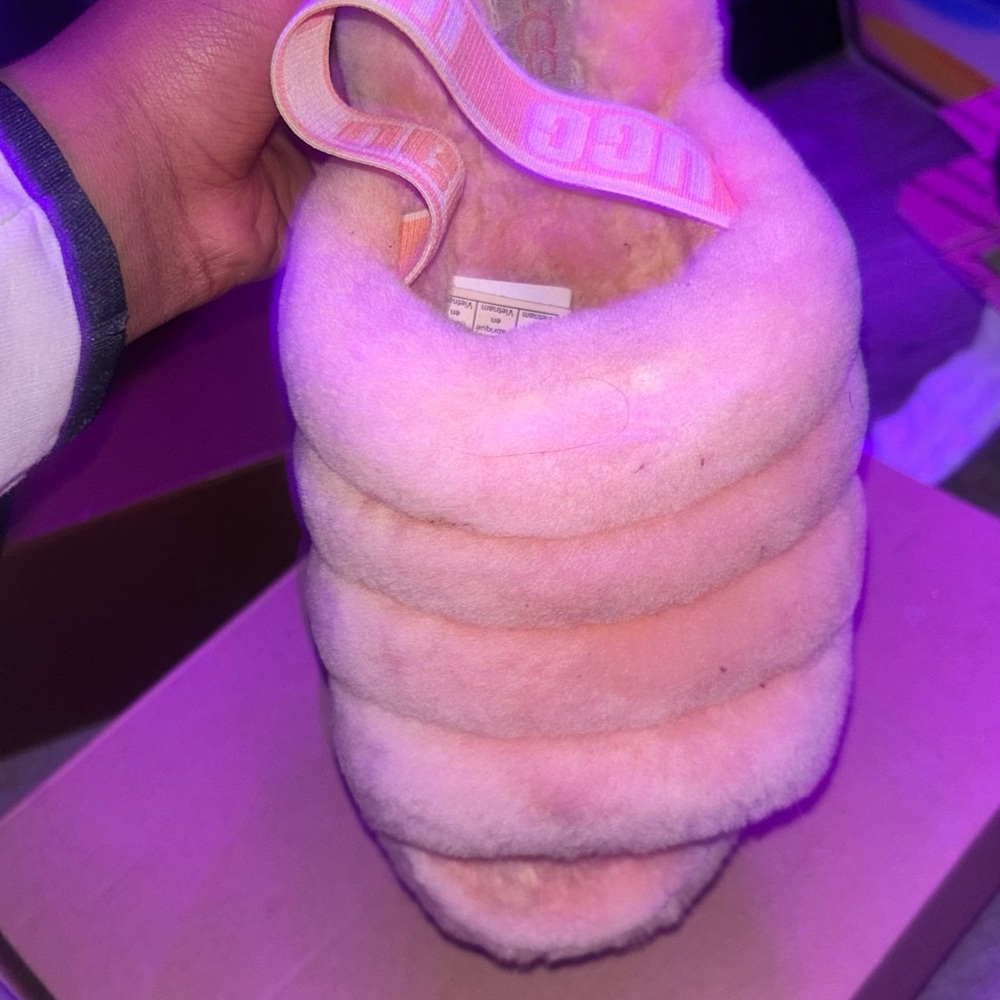 UGG Fluffy Pink Slippers - Picture 5 of 5